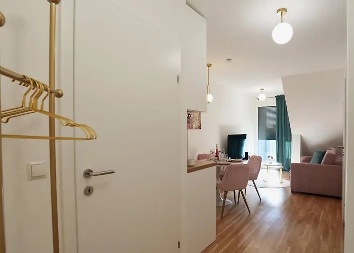 Apartamento "carl's Design Residences" - Your Family-friendly, Urban & Stylish Oasis In L Free Parking & Great Access Viena
