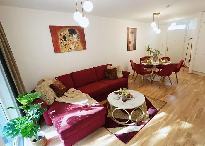 "carl's Design Residences" - Your Family-friendly, Urban & Stylish Oasis In L Free Parking & Great Access *