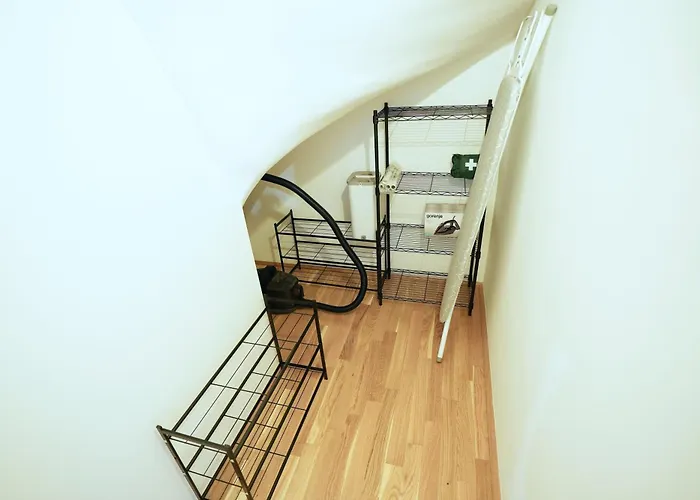 Apartamento "carl's Design Residences" - Your Family-friendly, Urban & Stylish Oasis In L Free Parking & Great Access