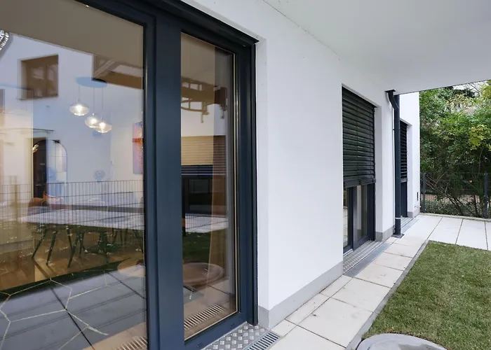 Apartamento "carl's Design Residences" - Your Family-friendly, Urban & Stylish Oasis In L Free Parking & Great Access *